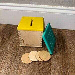 Lovevery Wooden Coin Bank Box Babbler Play Kit Box Baby Toddler 13-15 months
